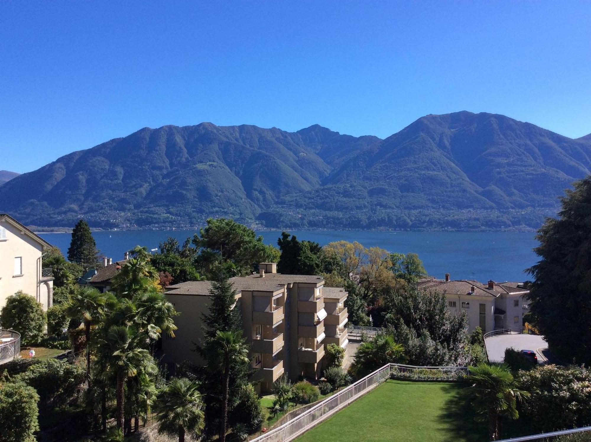 Bellavista By Fewotessin Locarno Luaran gambar